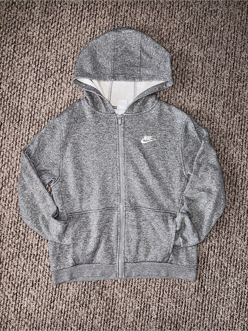 Nike Sportswear Club Fleece Full-Zip Hoodie Gray XL fits like a S or M